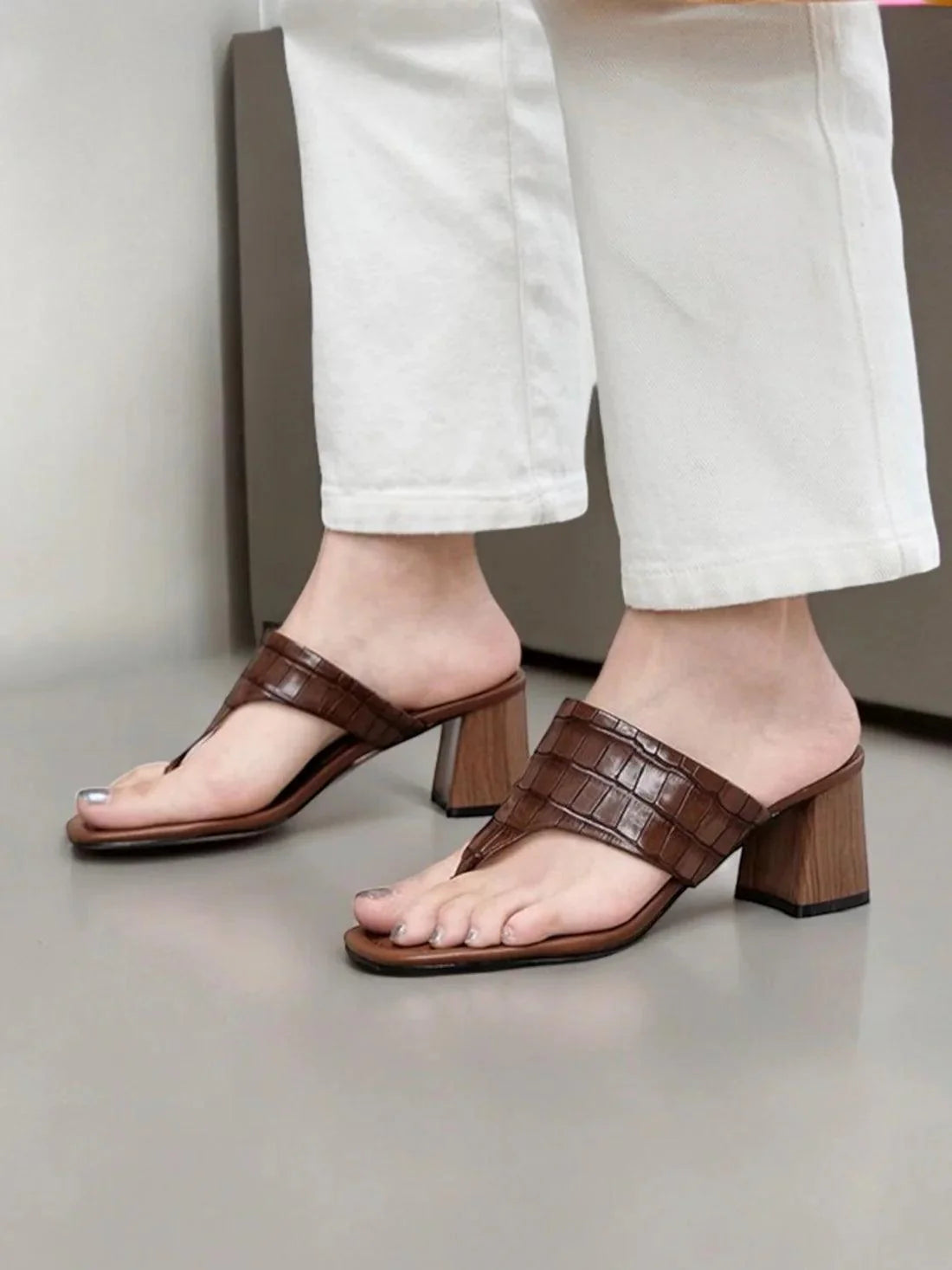 Hock Elegant Block Heel
