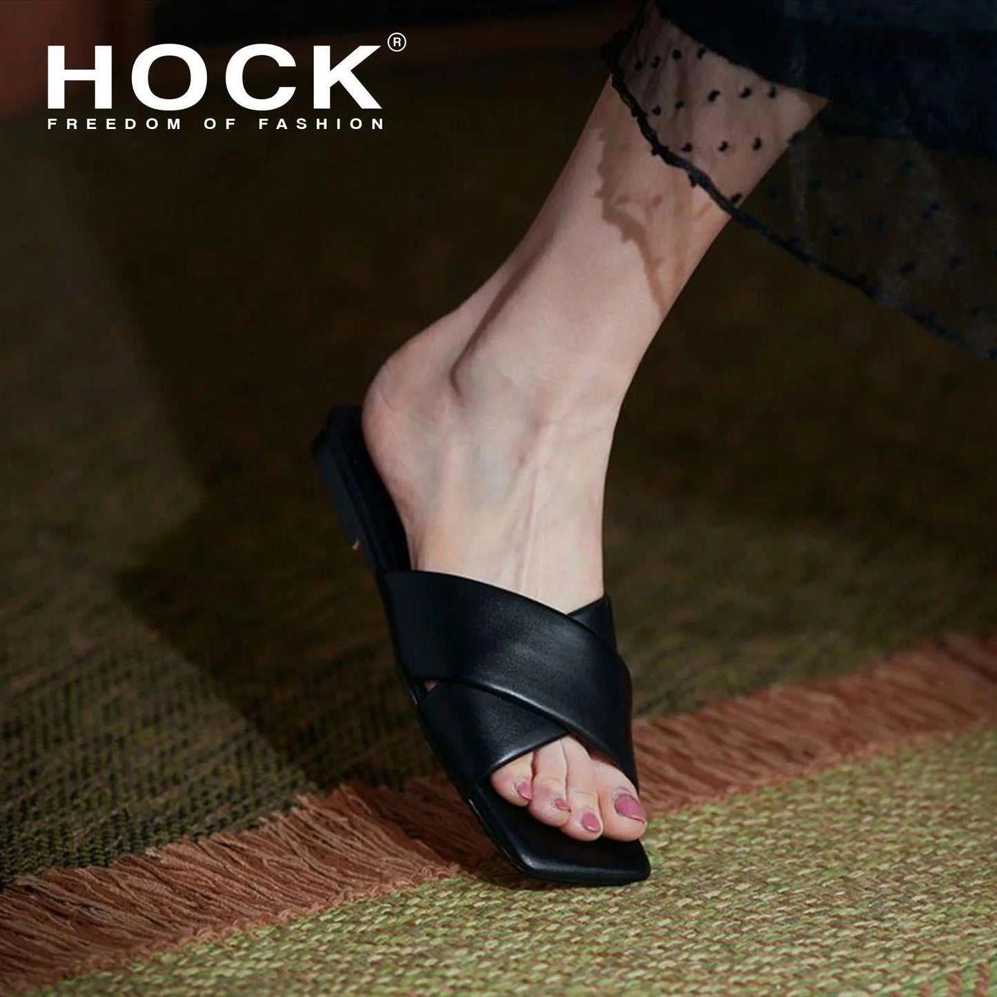 Cross-Strap Flats