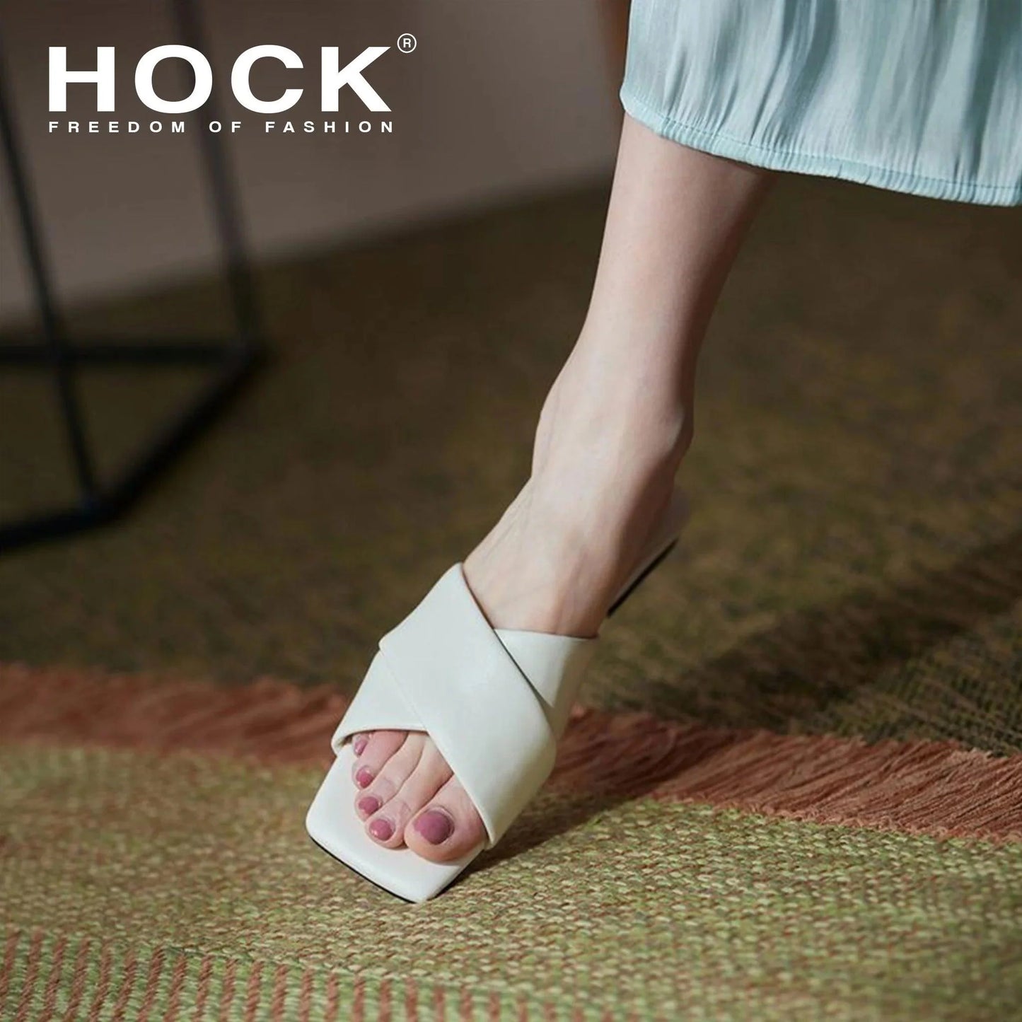 Cross-Strap Flats