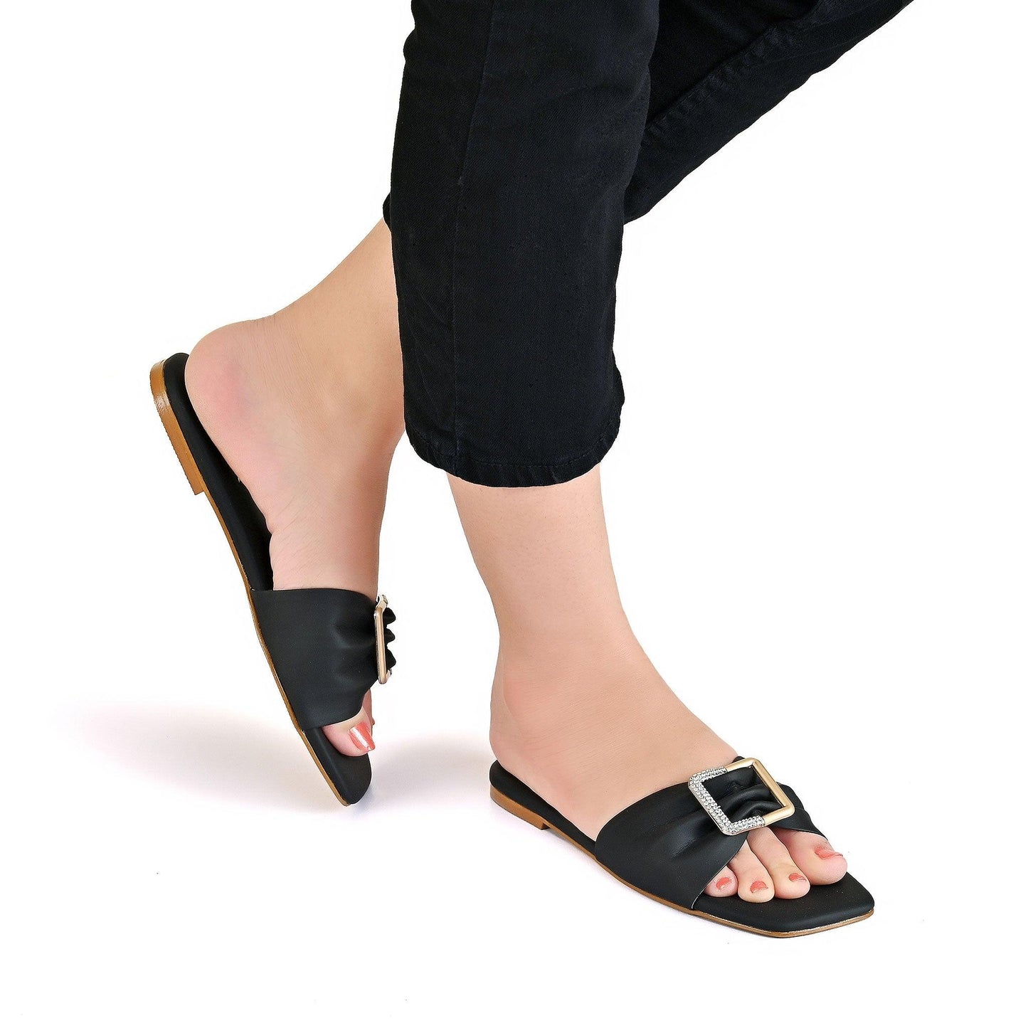 Gem-Metal Buckle Slipper